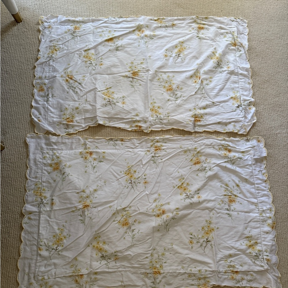 Schweitzer Linen Yellow floral king shams - Picture 2 of 6